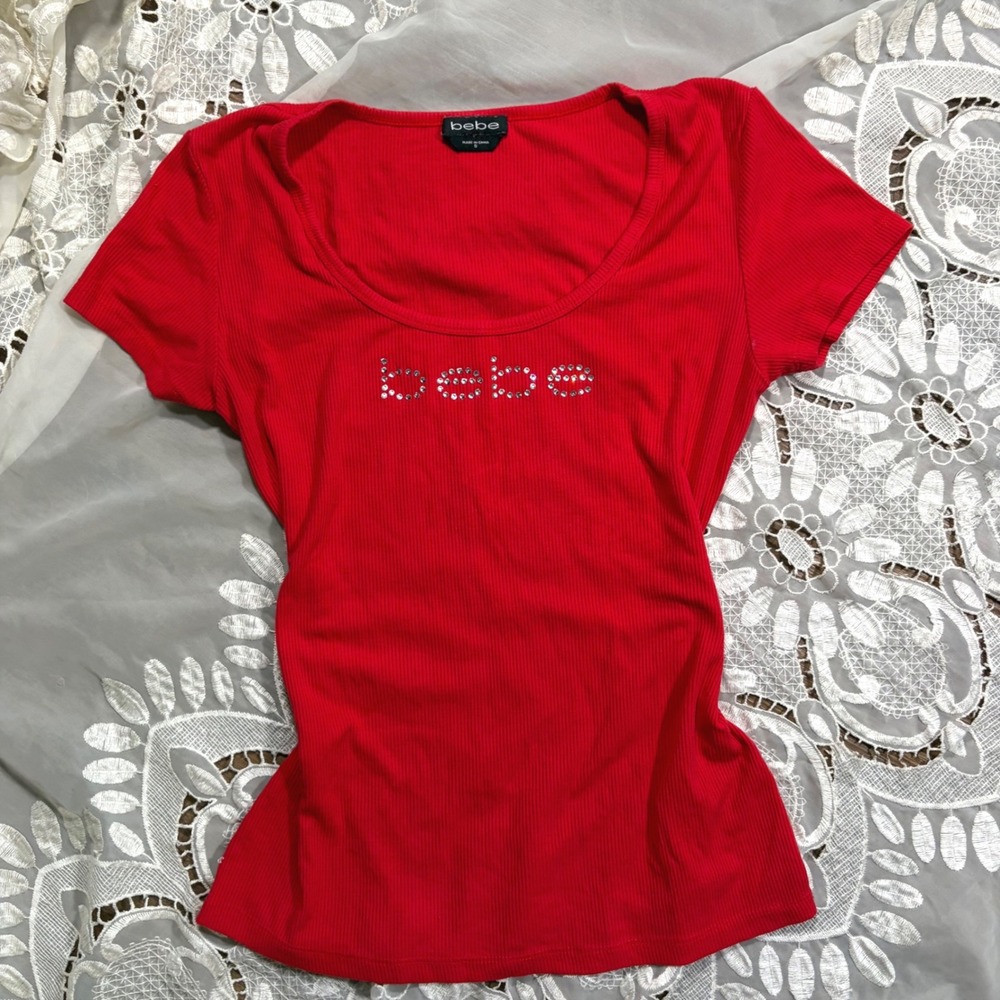 Y2K Bebe Red Ribbed Rhinestone Logo Scoop Neck Short Sleeve Baby Tee Top S